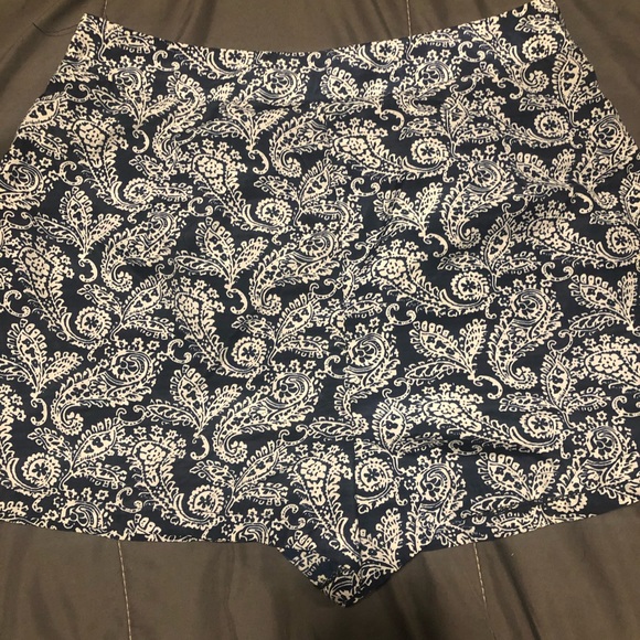 Pants - Navy blue paisley high waisted shorts
